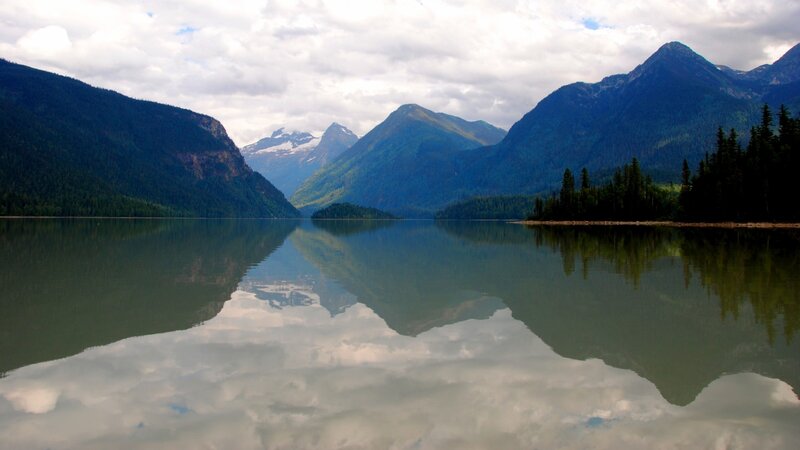 Mountain Lake Reflection — Green, Serene, Afternoon, Photograph, Mountains, Forest, Clouds, Blue