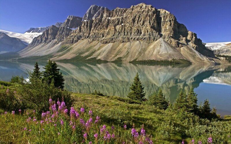 Mountain Lake Reflection — Summer