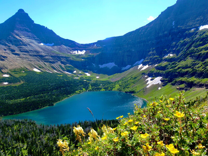 Mountain Lake Valley — Blue, Serene, Summer