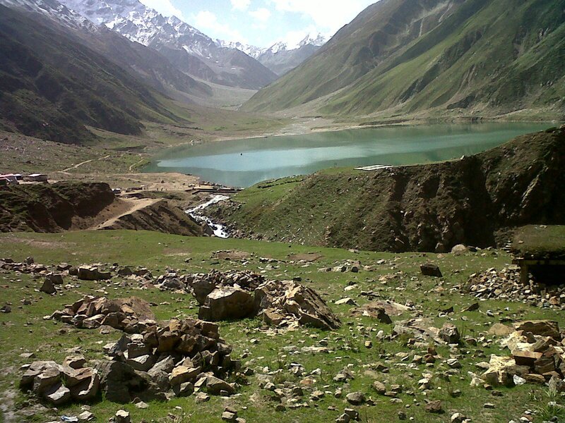 Mountain Lake Valley — Green, Serene, Afternoon