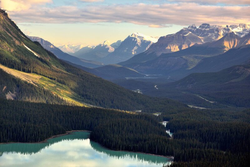 Mountain Lake Valley — Green, Serene, Sunset