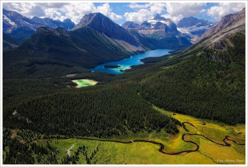 Mountain Lake Valley — Green, Serene