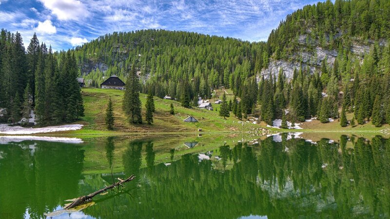Mountain Lake with Cabins — Green, Serene, Spring, Photograph, Forest