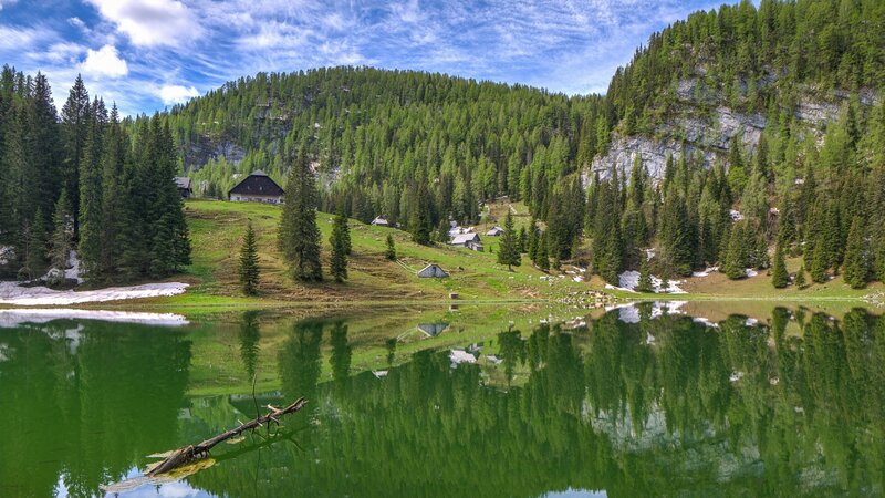 Mountain Lake with Cabins — Green, Serene, Spring