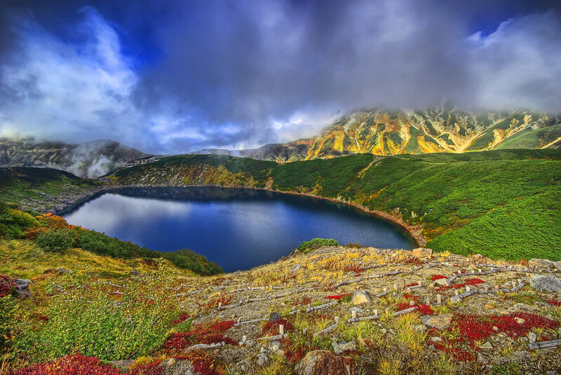 Mountain lake with colorful autumn foliage
