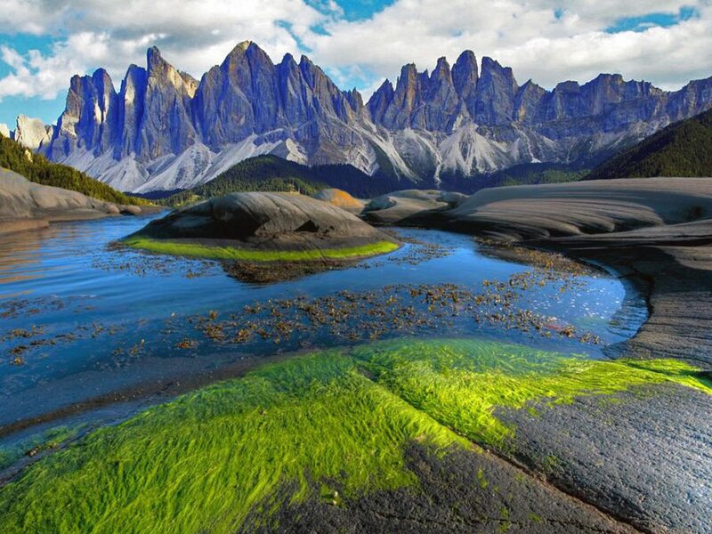 Mountain Lake with Green Moss — Blue
