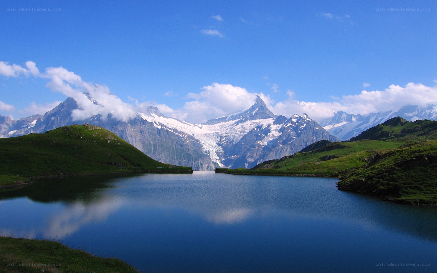 Mountain lake with Matterhorn