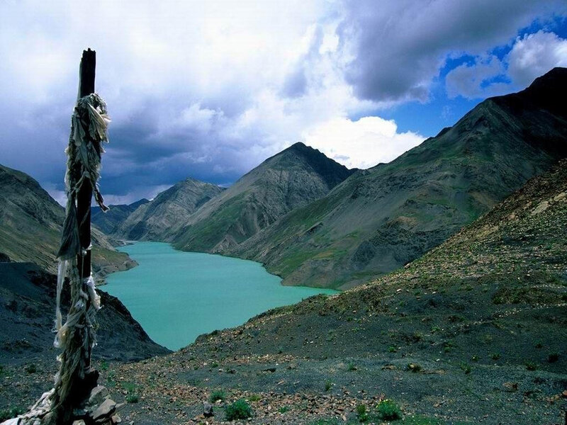 Mountain lake with prayer flag