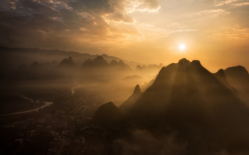 Mountain Landscape at Sunrise — Gold, Serene