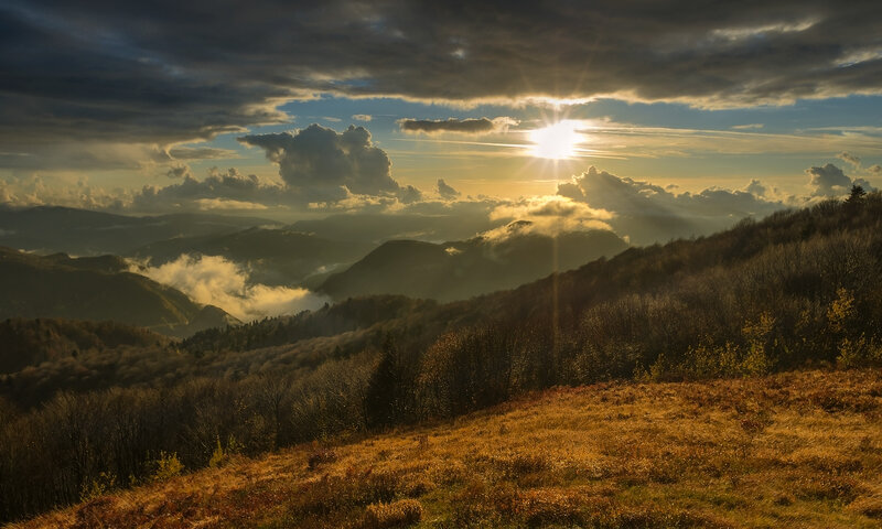Mountain Landscape at Sunrise — Gold