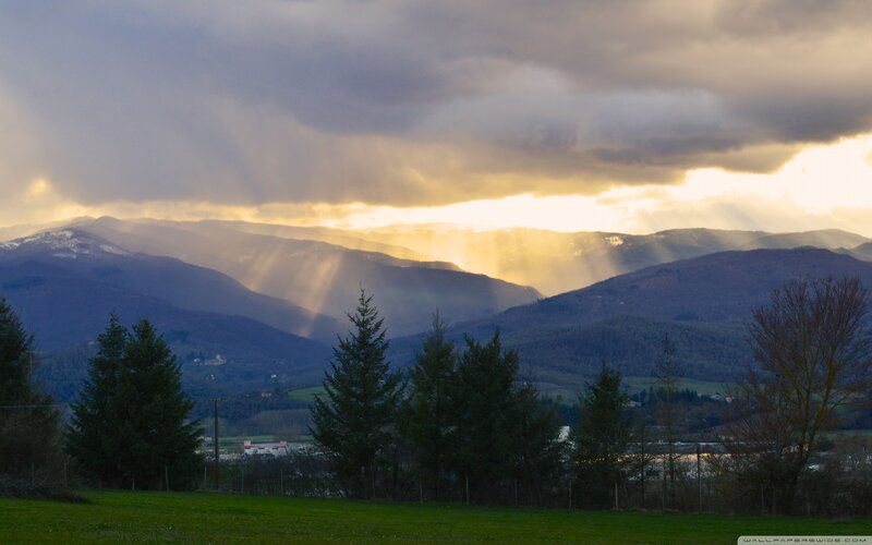 Mountain Landscape at Sunset — Green, Dramatic