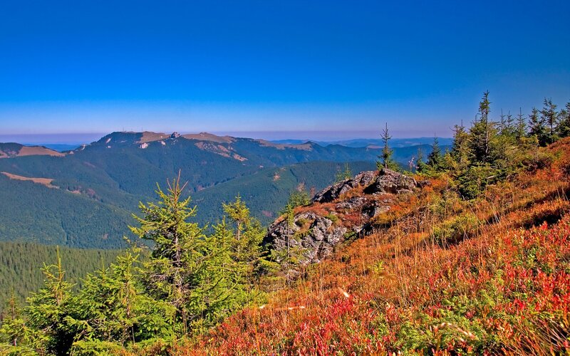 Mountain landscape with autumn colors