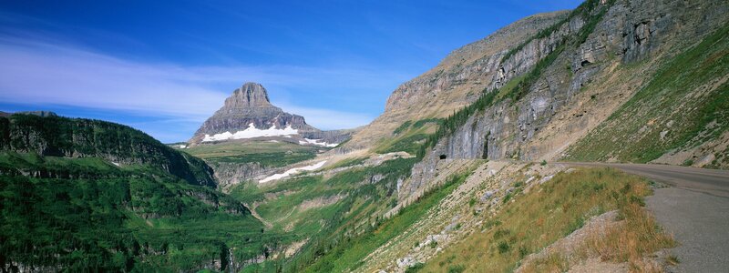 Mountain Peak in Valley — Blue