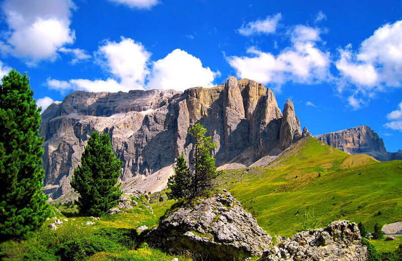 Mountain Peak with Green Hills — Blue