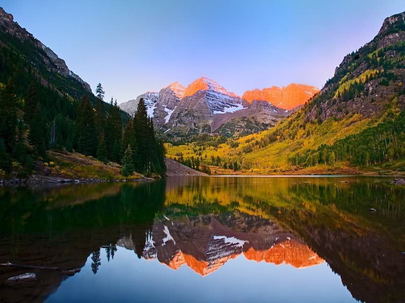 Mountain Peaks and Lake — Blue, Serene, Sunset