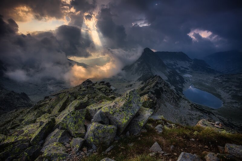 Mountain Peaks and Lake — Gray