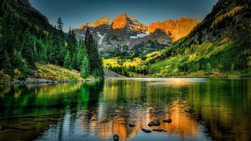 Mountain Peaks and Lake — Green