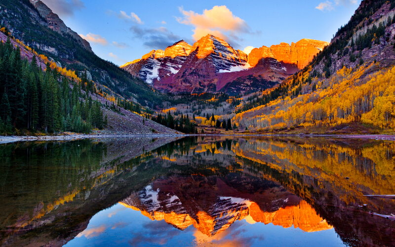 Mountain Peaks and Lake — Orange, Serene