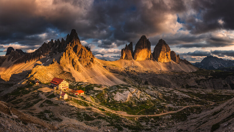 Mountain Peaks at Sunset — Brown, Dramatic