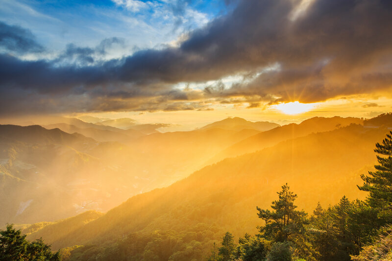 Mountain Range at Sunrise — Gold, Dramatic