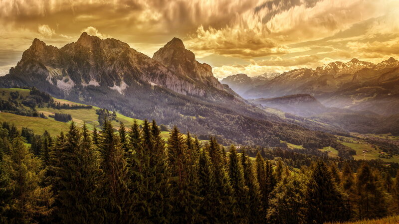 Mountain Range at Sunset — Golden