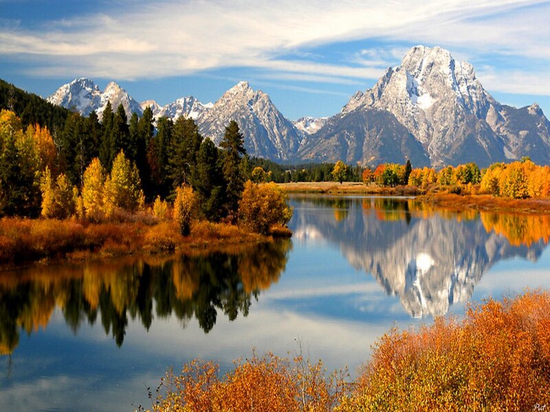 Mountain Range in Autumn — Blue