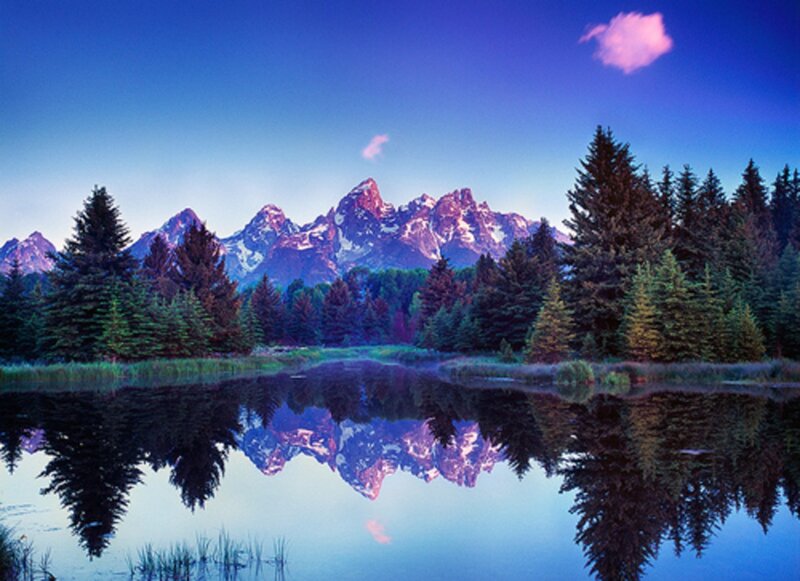 Mountain Range in Lake — Blue, Serene