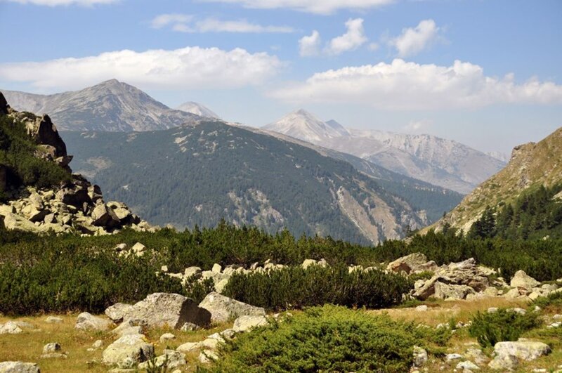 Mountain Range Landscape — Green, Serene, Afternoon, Photograph, Mountains