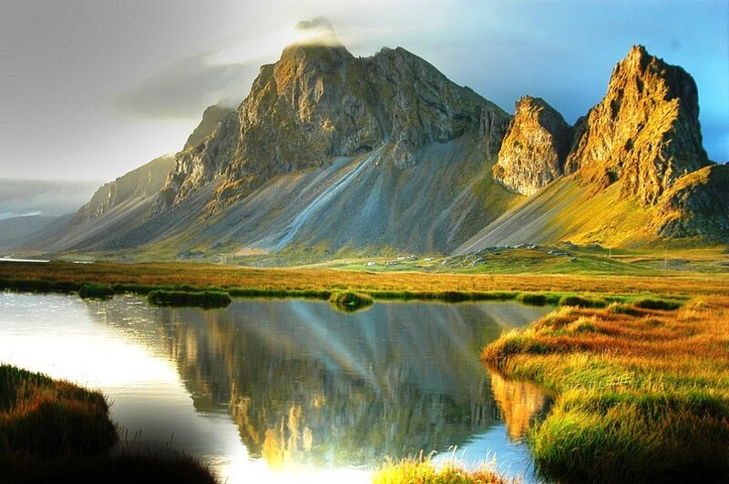 Mountain Range Reflection — Green