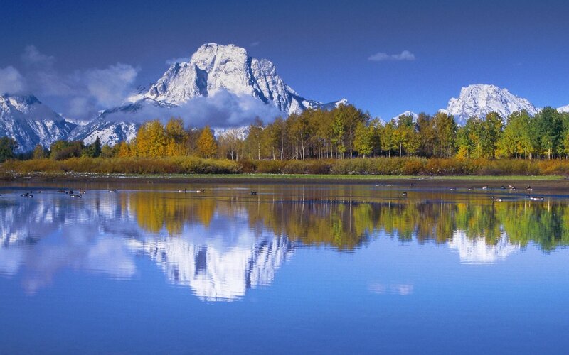 Mountain reflection in autumn