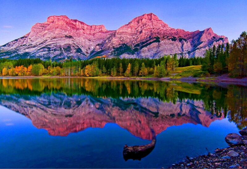 mountain reflection in lake