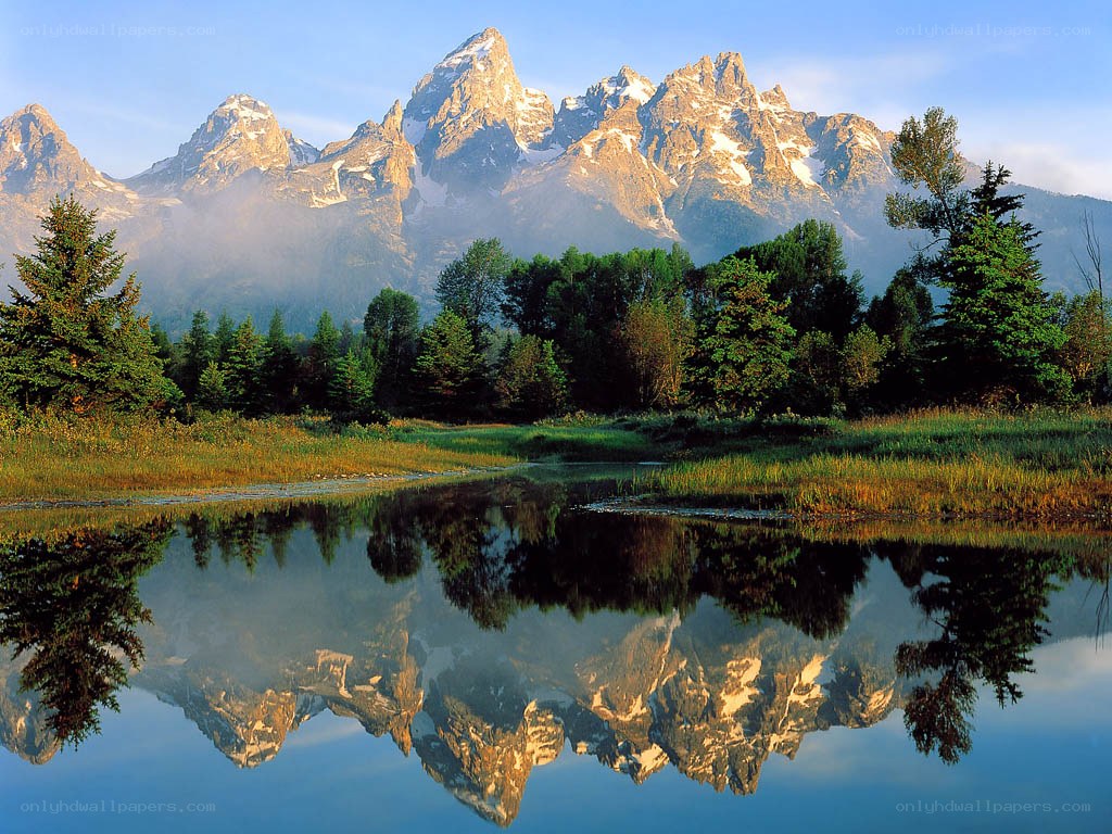 mountain reflection in lake