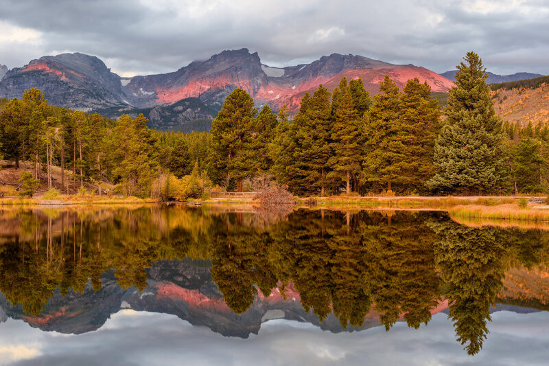 Mountain Reflection in Lake — Green, Serene, Sunset