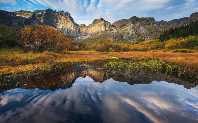 Mountain Reflection in Pond — Blue, Serene, Autumn