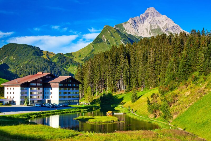 Mountain Resort Hotel — Blue