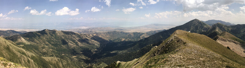 Mountain Ridge Panorama — Green