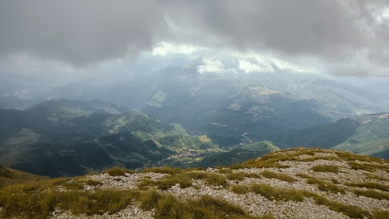 Mountain Ridge View — Green