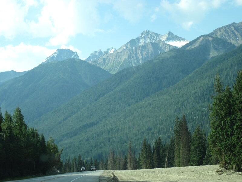 Mountain Road with Cars — Green