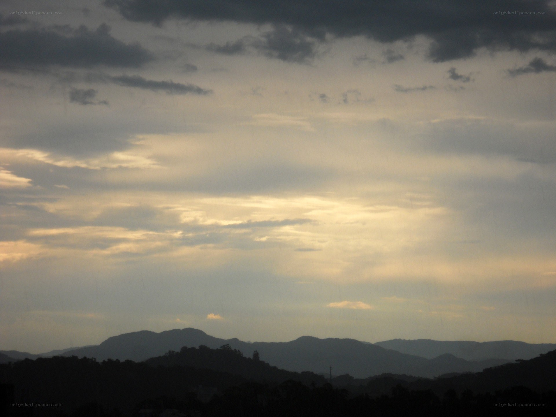 mountain silhouette at dusk
