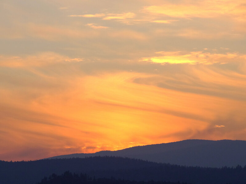 Mountain Silhouette at Sunset — Orange, Serene