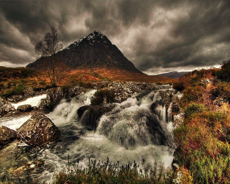 Mountain Stream Waterfall — Gray
