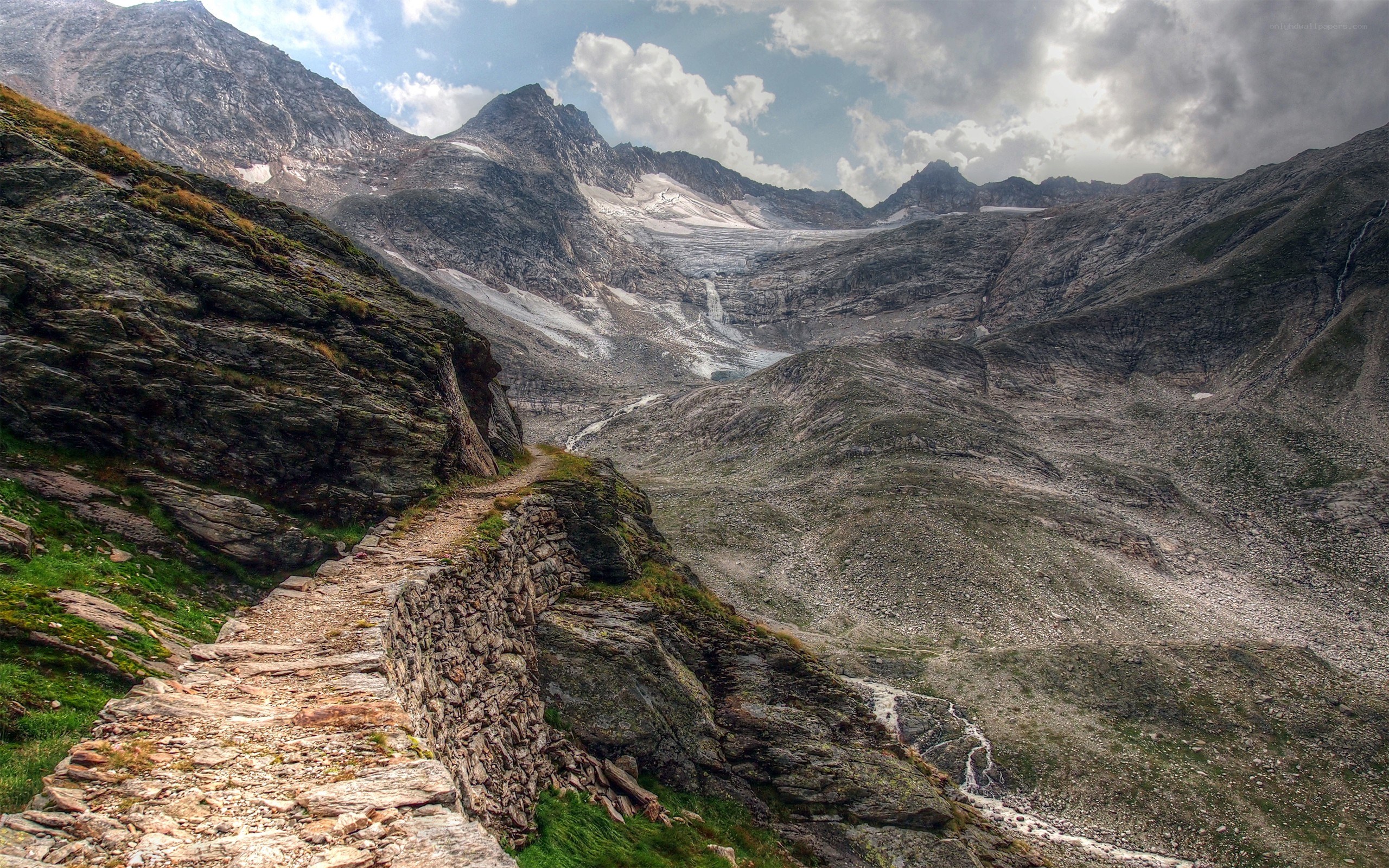 Mountain trail with glacier view