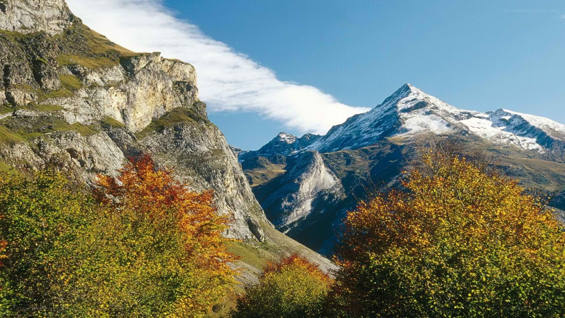 Mountain valley in autumn