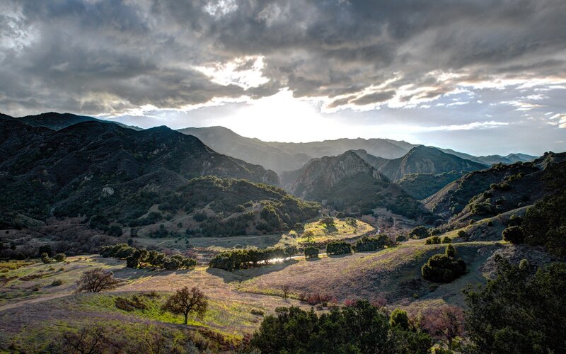 Mountain Valley Landscape — Green, Dramatic, Sunrise, Photograph, Mountains
