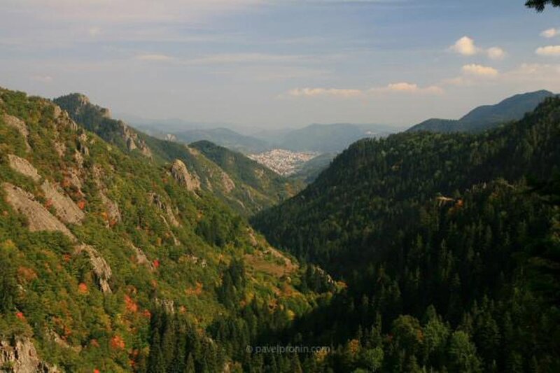 Mountain Valley Landscape — Green, Serene, Afternoon, Photograph, Forest, Town