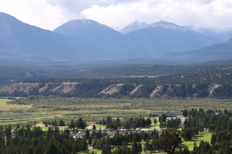 Mountain Valley Landscape — Green, Serene, Afternoon, Photograph, Mountains, Forest, Event