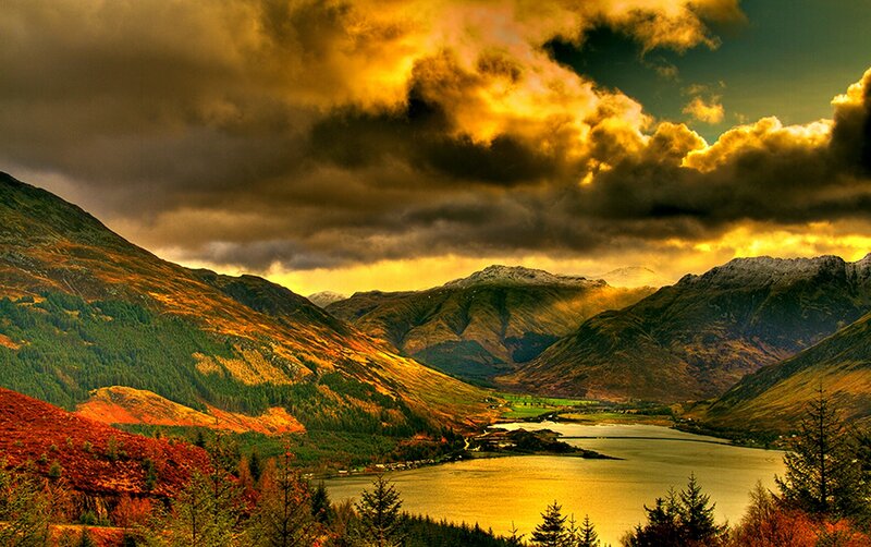 Mountain Valley with Lake — Yellow