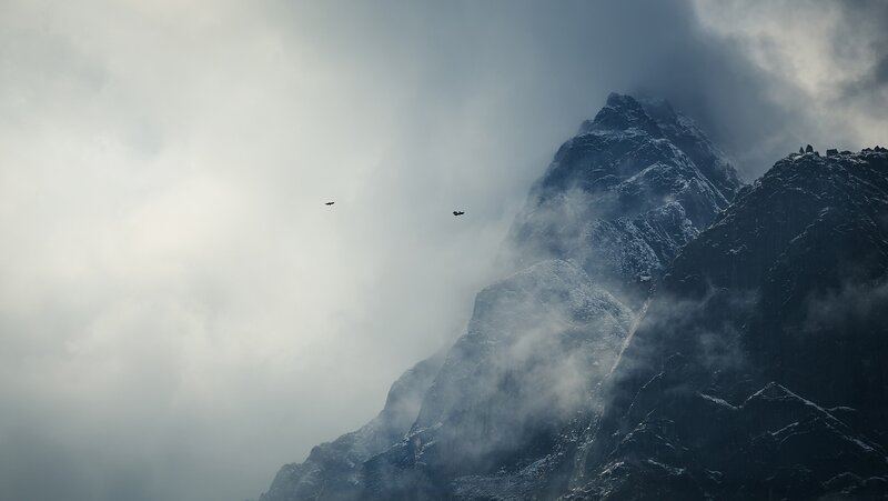 Mountains shrouded in mist