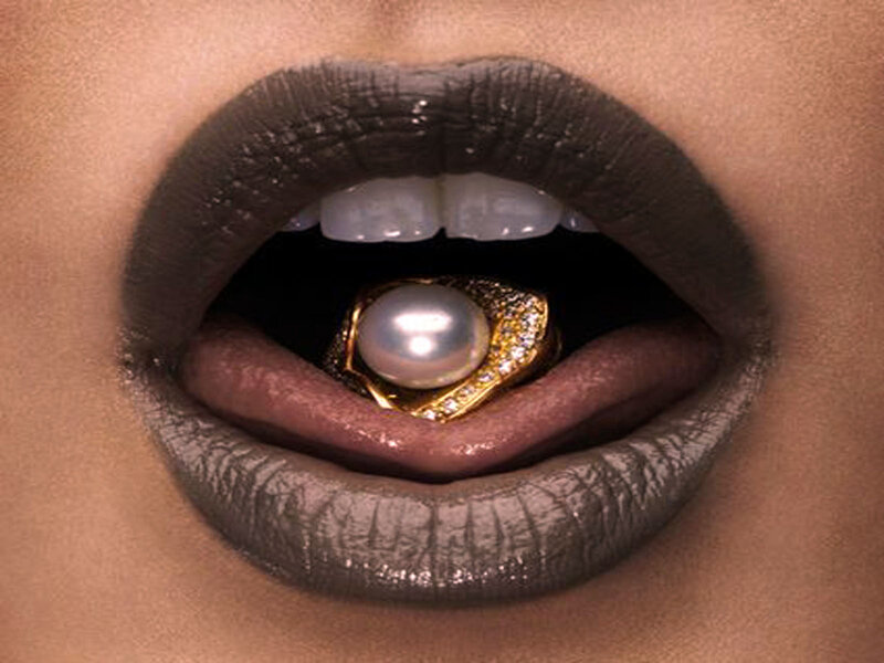 Mouth with Pearl Ring — Brown