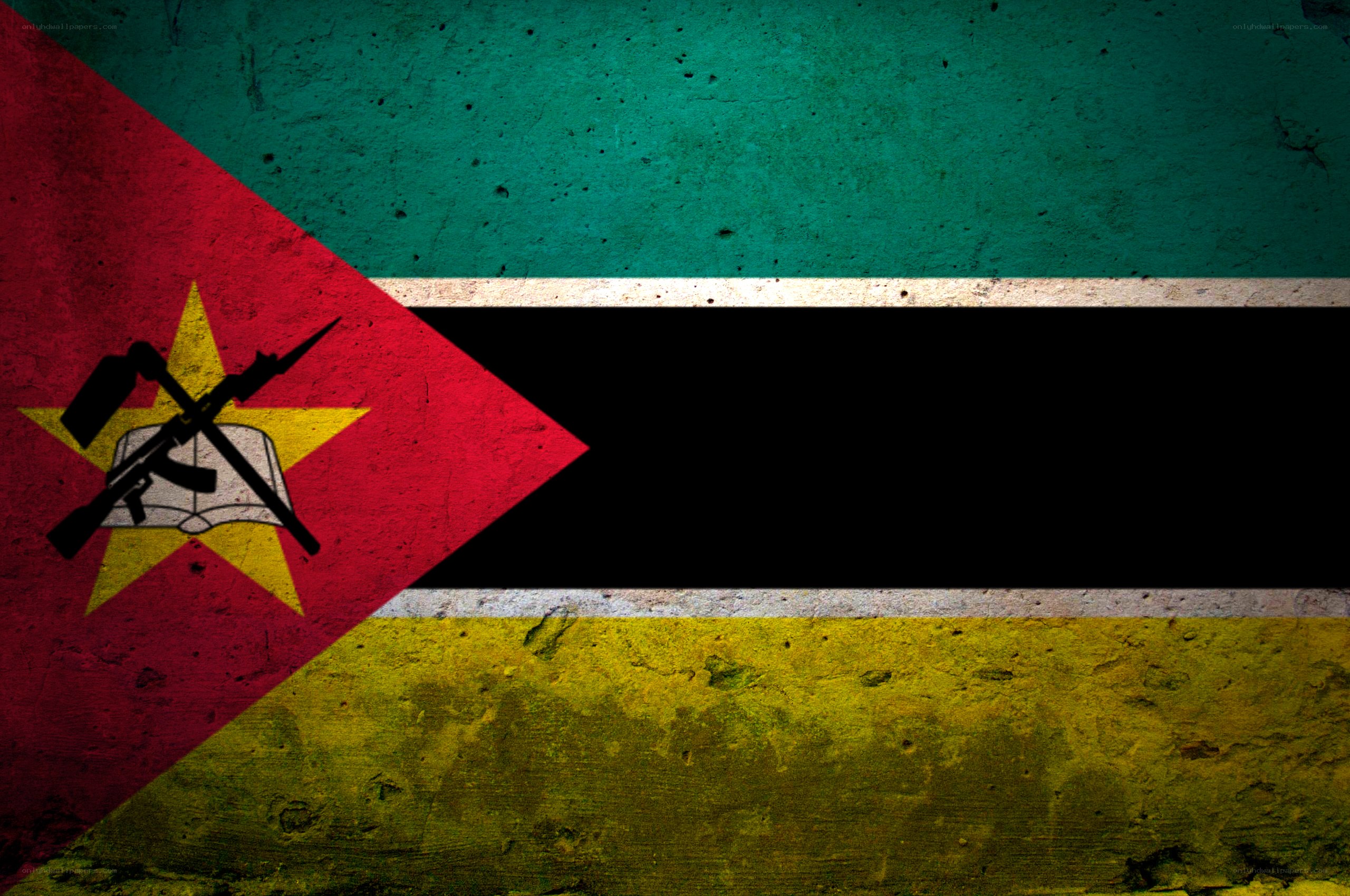 Mozambique flag with grunge texture